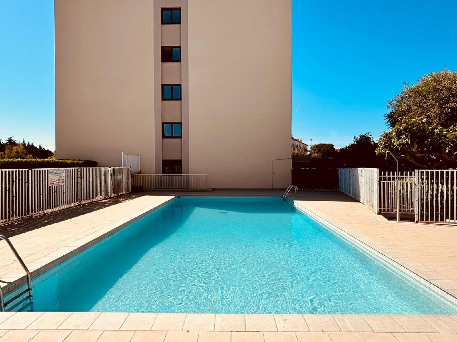 Studio Moderne Avec Parking Et Piscine- 313 Appartement Canet-en-Roussillon Buitenkant foto